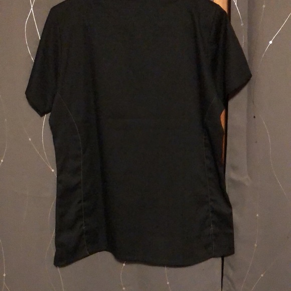Scrubs top - WonderWink Next Brand - Mediun in Black - Picture 6 of 6